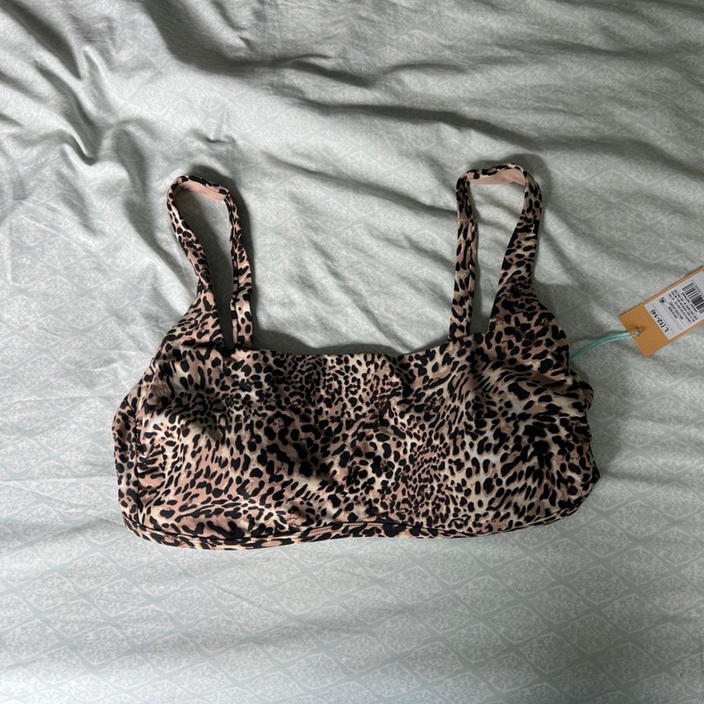 Leopard Print Women's Swimsuit Top